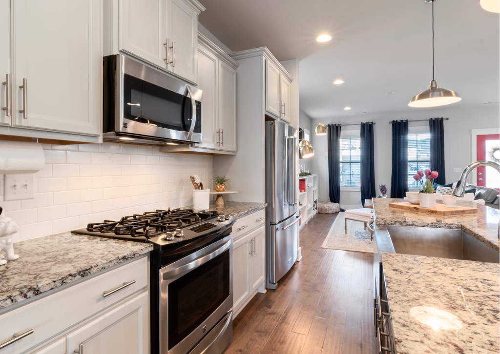 House Cleaning 3 Bed / 1 bath